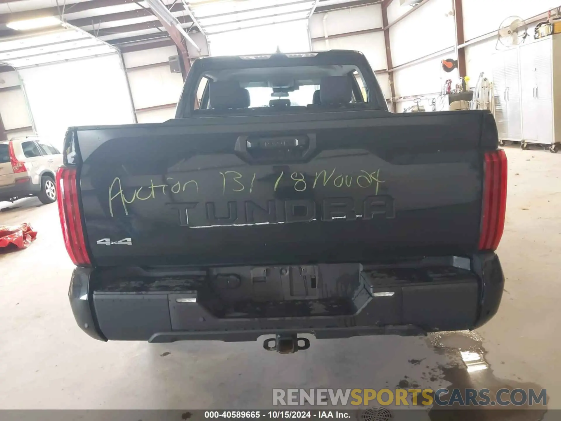 15 Photograph of a damaged car 5TFLA5DB2NX043272 TOYOTA TUNDRA 2022