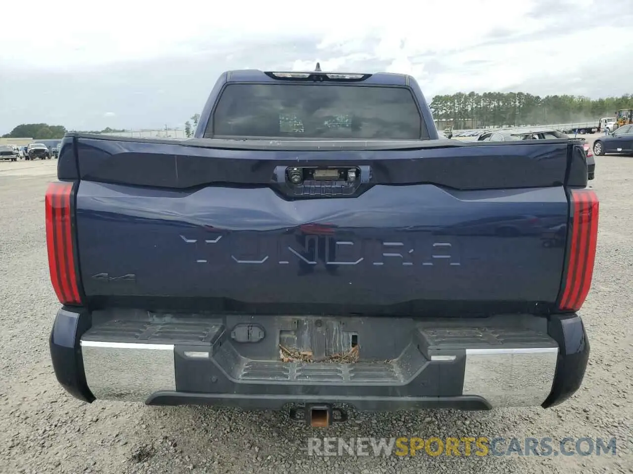 6 Photograph of a damaged car 5TFLA5DB3NX022950 TOYOTA TUNDRA 2022