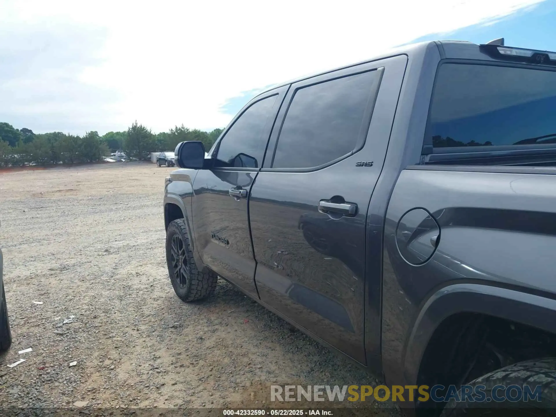 6 Фотография поврежденного автомобиля 5TFLA5DB6NX018262 TOYOTA TUNDRA 2022