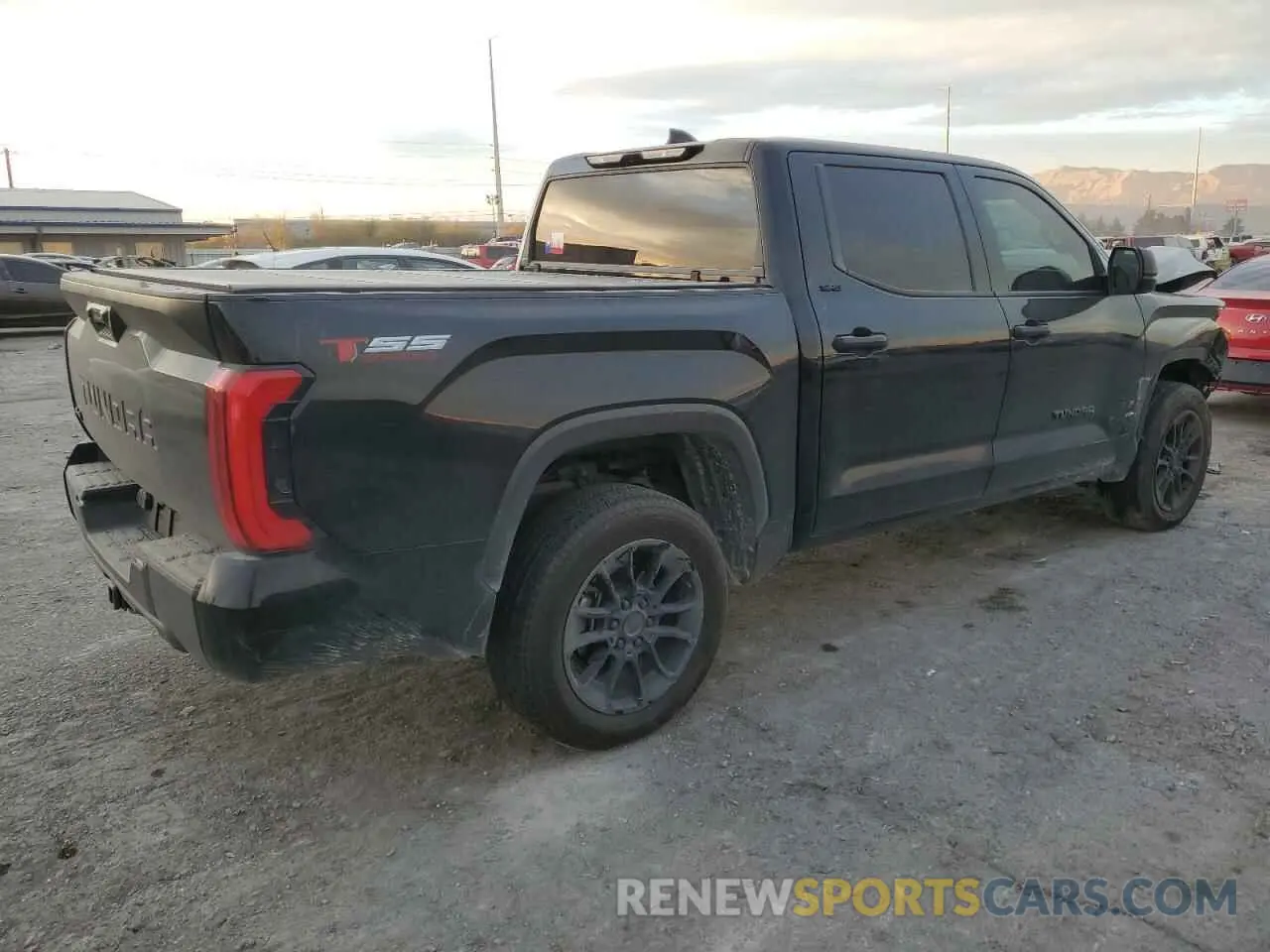 3 Фотография поврежденного автомобиля 5TFLA5DB7NX043722 TOYOTA TUNDRA 2022