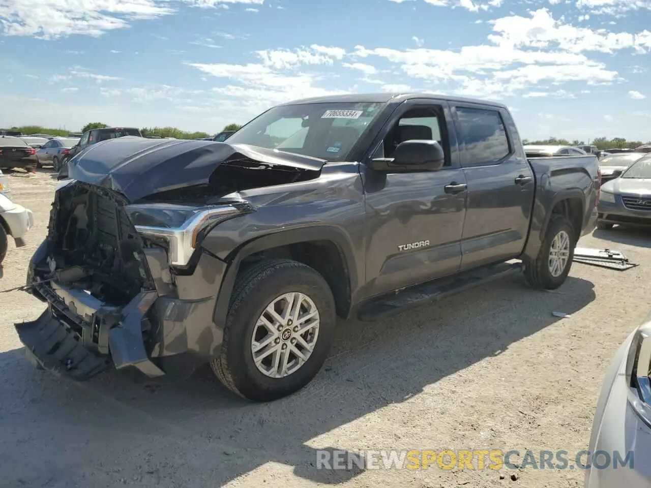 1 Фотография поврежденного автомобиля 5TFLA5DB8NX018800 TOYOTA TUNDRA 2022