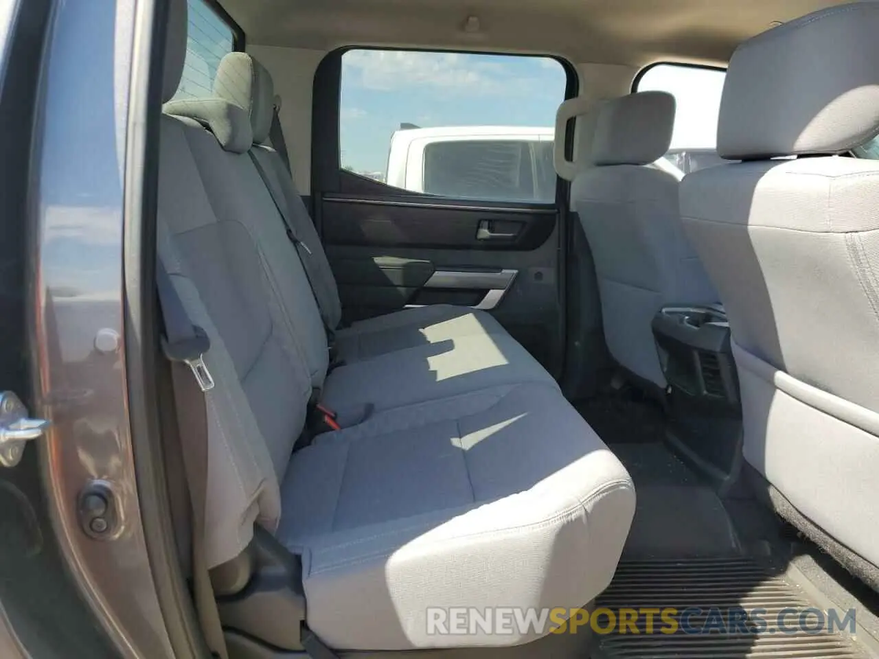 10 Фотография поврежденного автомобиля 5TFLA5DB8NX018800 TOYOTA TUNDRA 2022