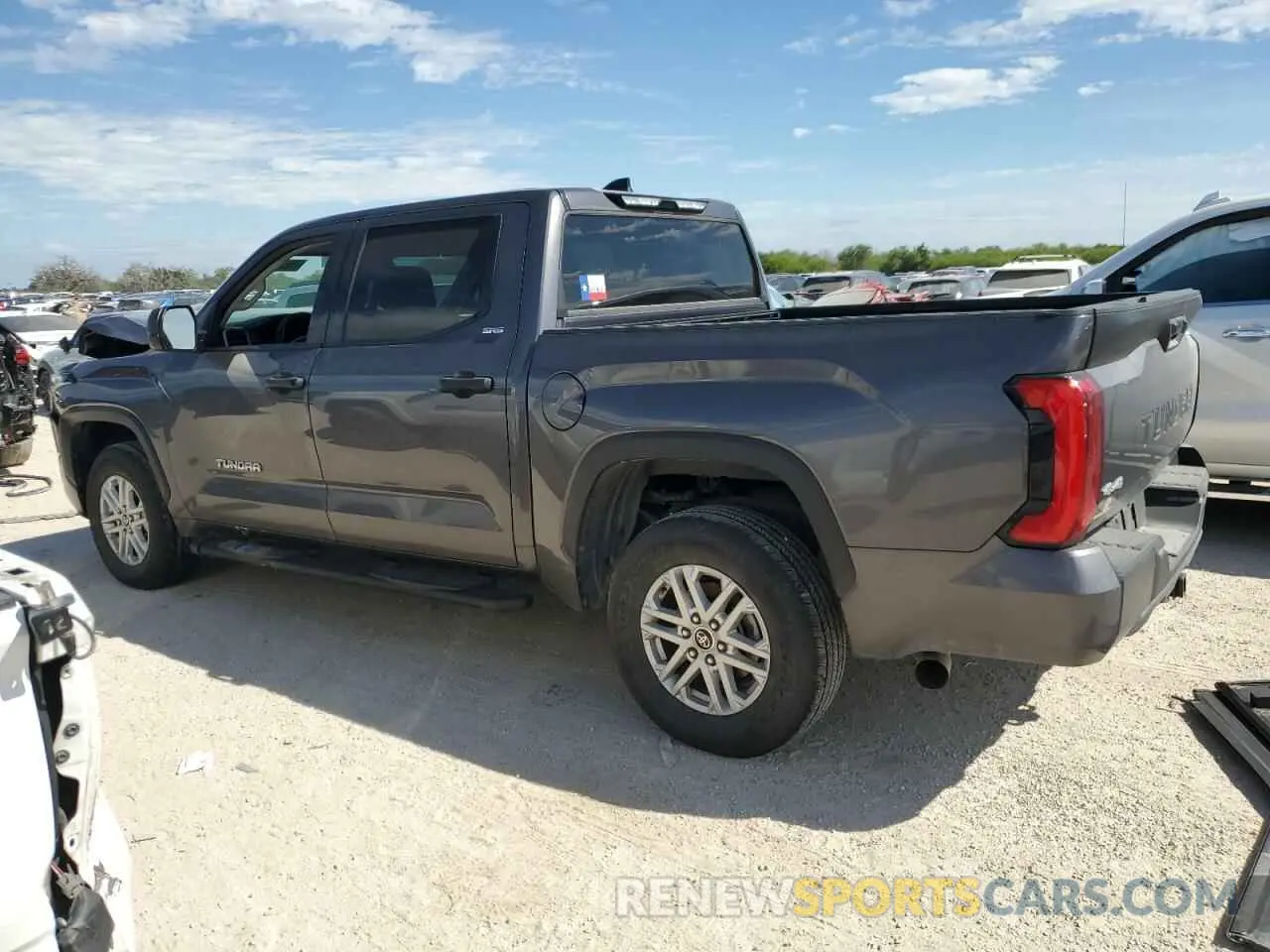 2 Фотография поврежденного автомобиля 5TFLA5DB8NX018800 TOYOTA TUNDRA 2022