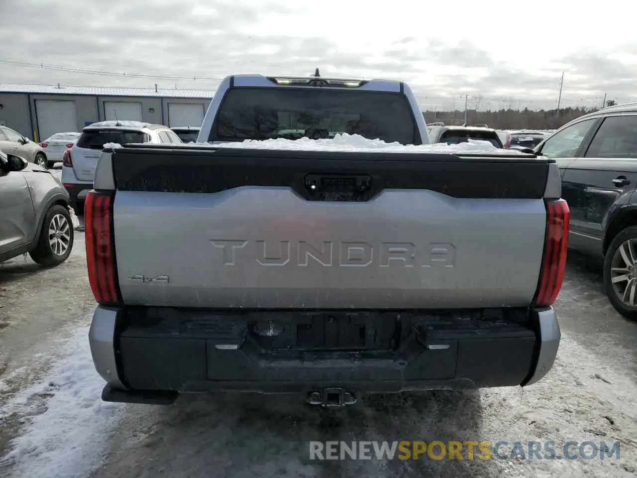 6 Photograph of a damaged car 5TFLA5DB8NX049514 TOYOTA TUNDRA 2022