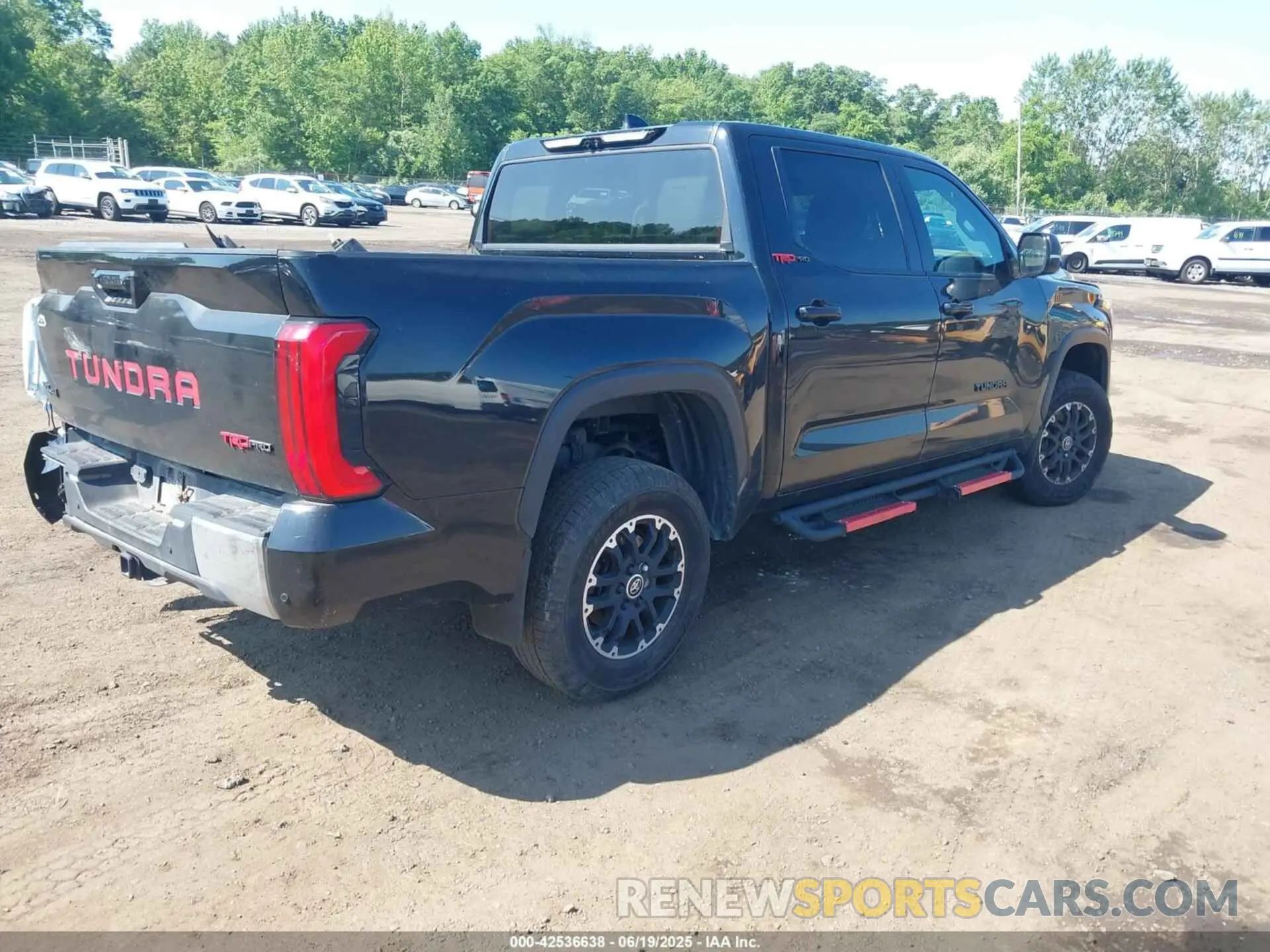 4 Фотография поврежденного автомобиля 5TFLA5DB9NX009104 TOYOTA TUNDRA 2022