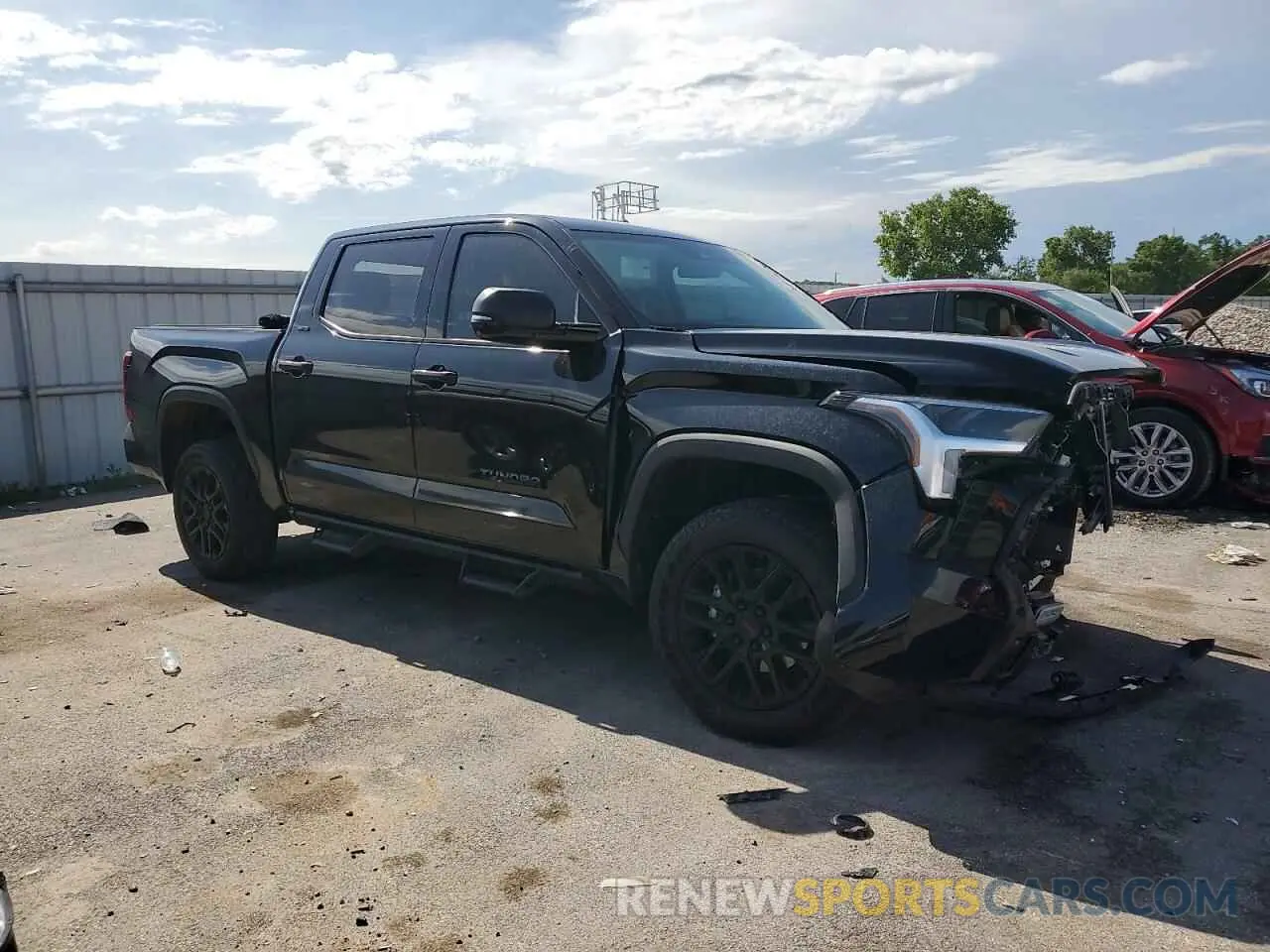 4 Photograph of a damaged car 5TFLA5DB9NX054592 TOYOTA TUNDRA 2022