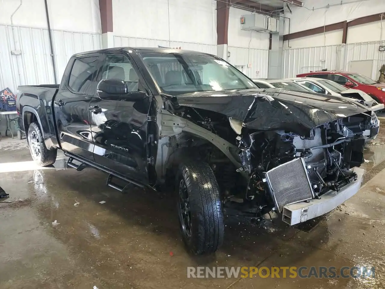 4 Photograph of a damaged car 5TFLA5EC2NX004141 TOYOTA TUNDRA 2022