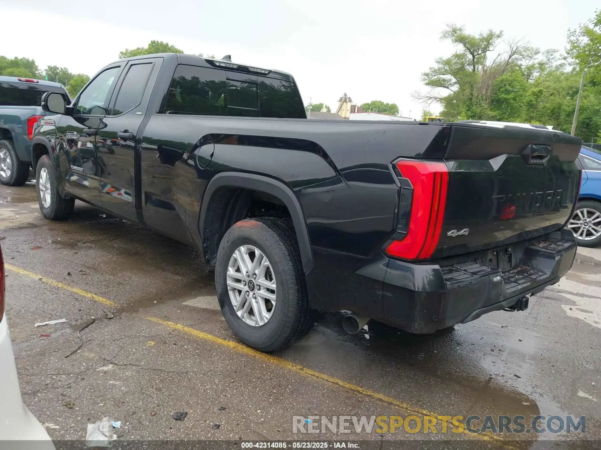 3 Фотография поврежденного автомобиля 5TFLA5GDXNX001154 TOYOTA TUNDRA 2022