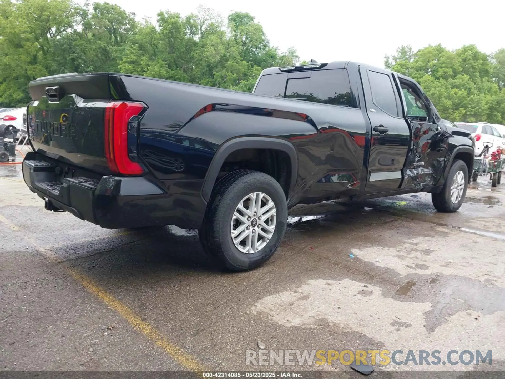 4 Фотография поврежденного автомобиля 5TFLA5GDXNX001154 TOYOTA TUNDRA 2022