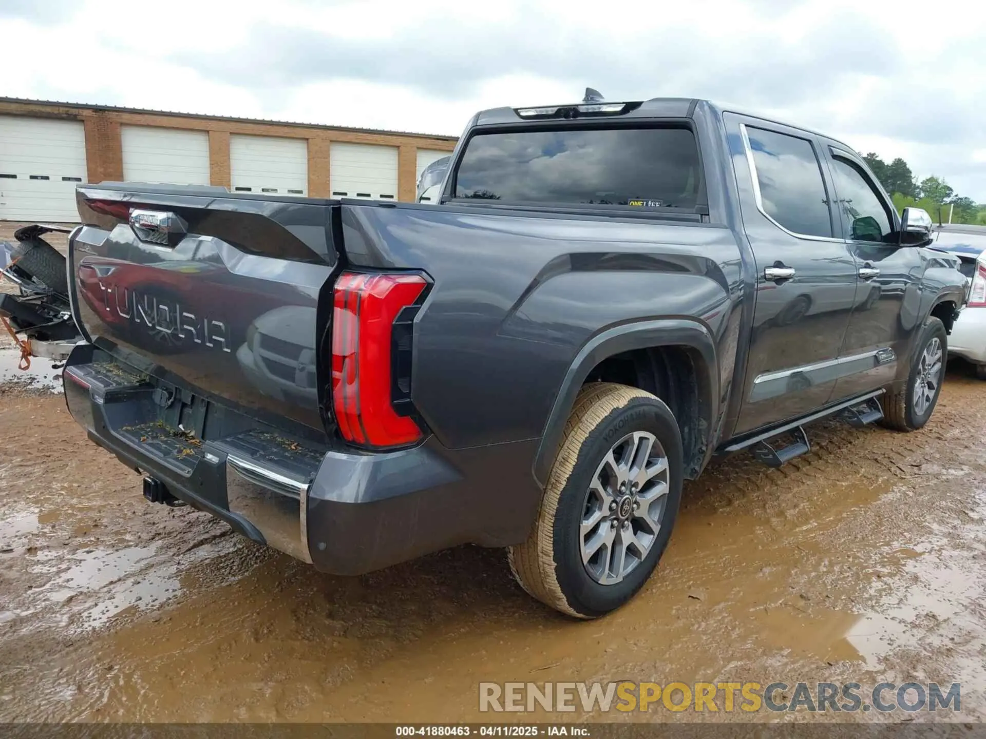4 Фотография поврежденного автомобиля 5TFMA5AB1NX006173 TOYOTA TUNDRA 2022