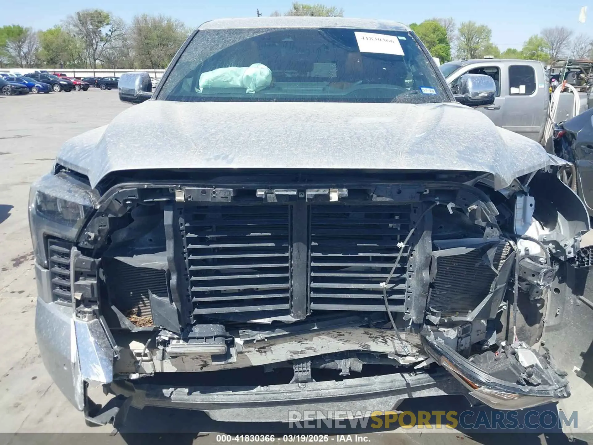 13 Фотография поврежденного автомобиля 5TFMA5AB8NX014903 TOYOTA TUNDRA 2022