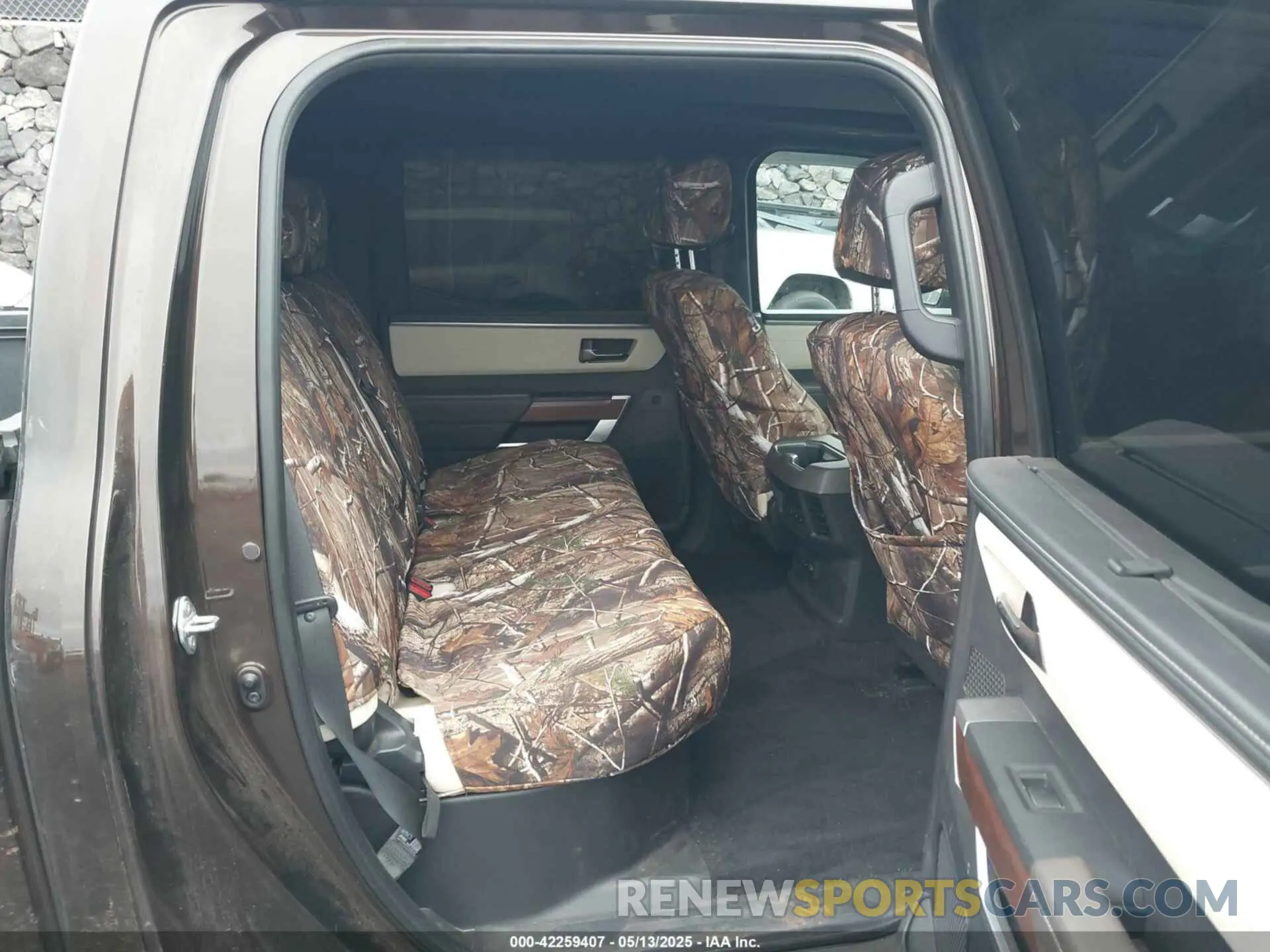 8 Фотография поврежденного автомобиля 5TFMA5DB1NX012518 TOYOTA TUNDRA 2022
