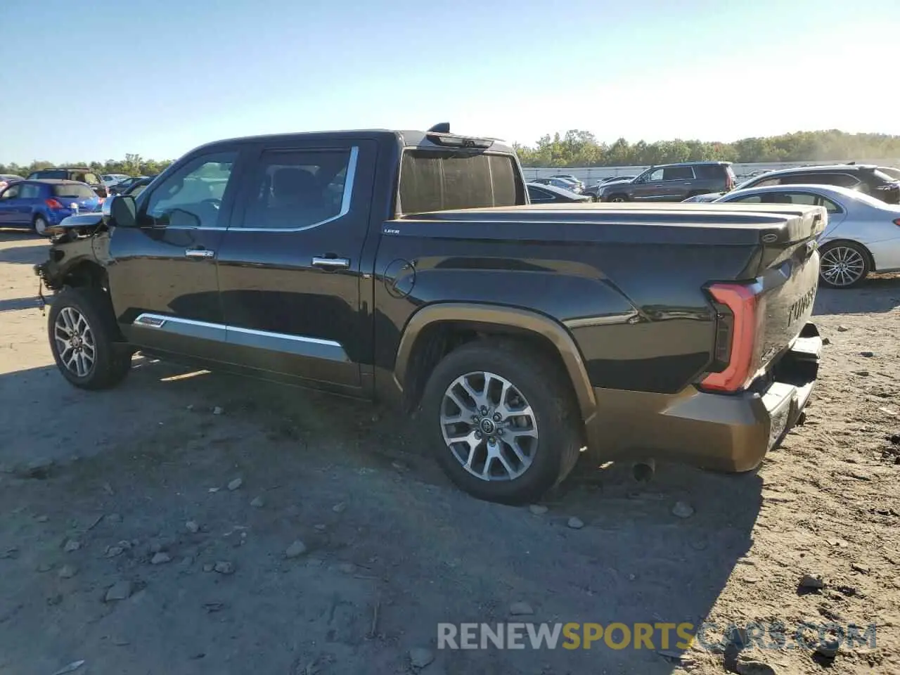 2 Фотография поврежденного автомобиля 5TFMA5DB6NX009193 TOYOTA TUNDRA 2022