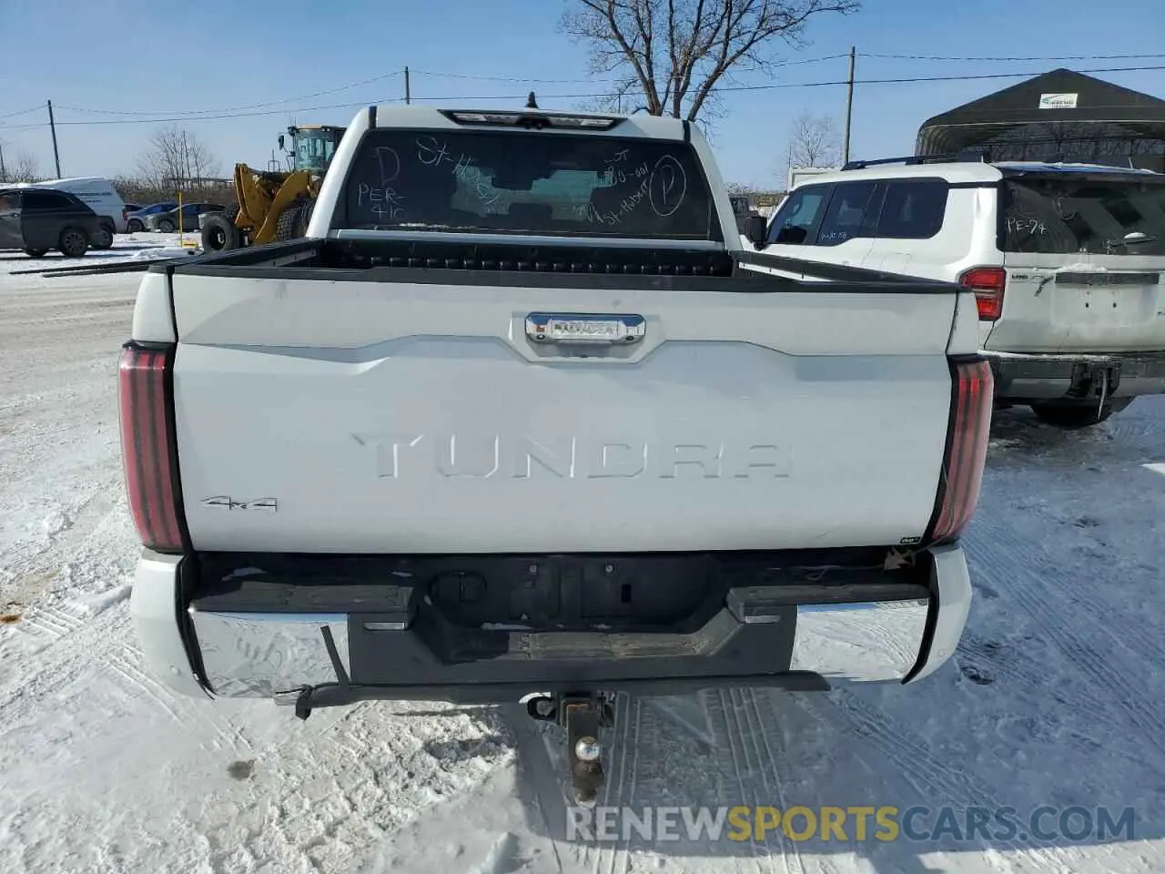 6 Photograph of a damaged car 5TFMC5DB8NX011490 TOYOTA TUNDRA 2022