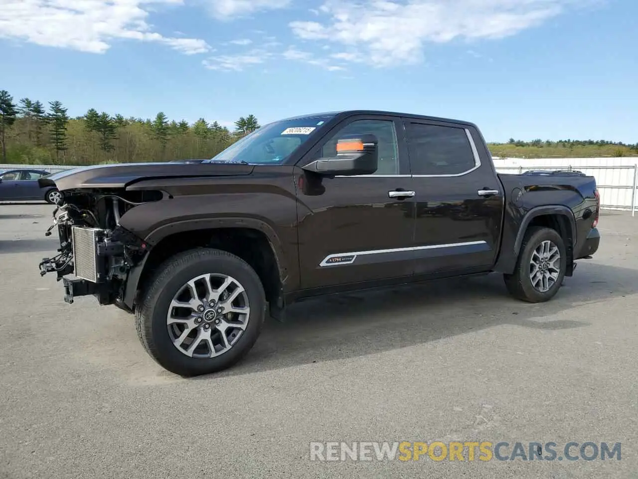 1 Фотография поврежденного автомобиля 5TFMC5DB9NX002989 TOYOTA TUNDRA 2022