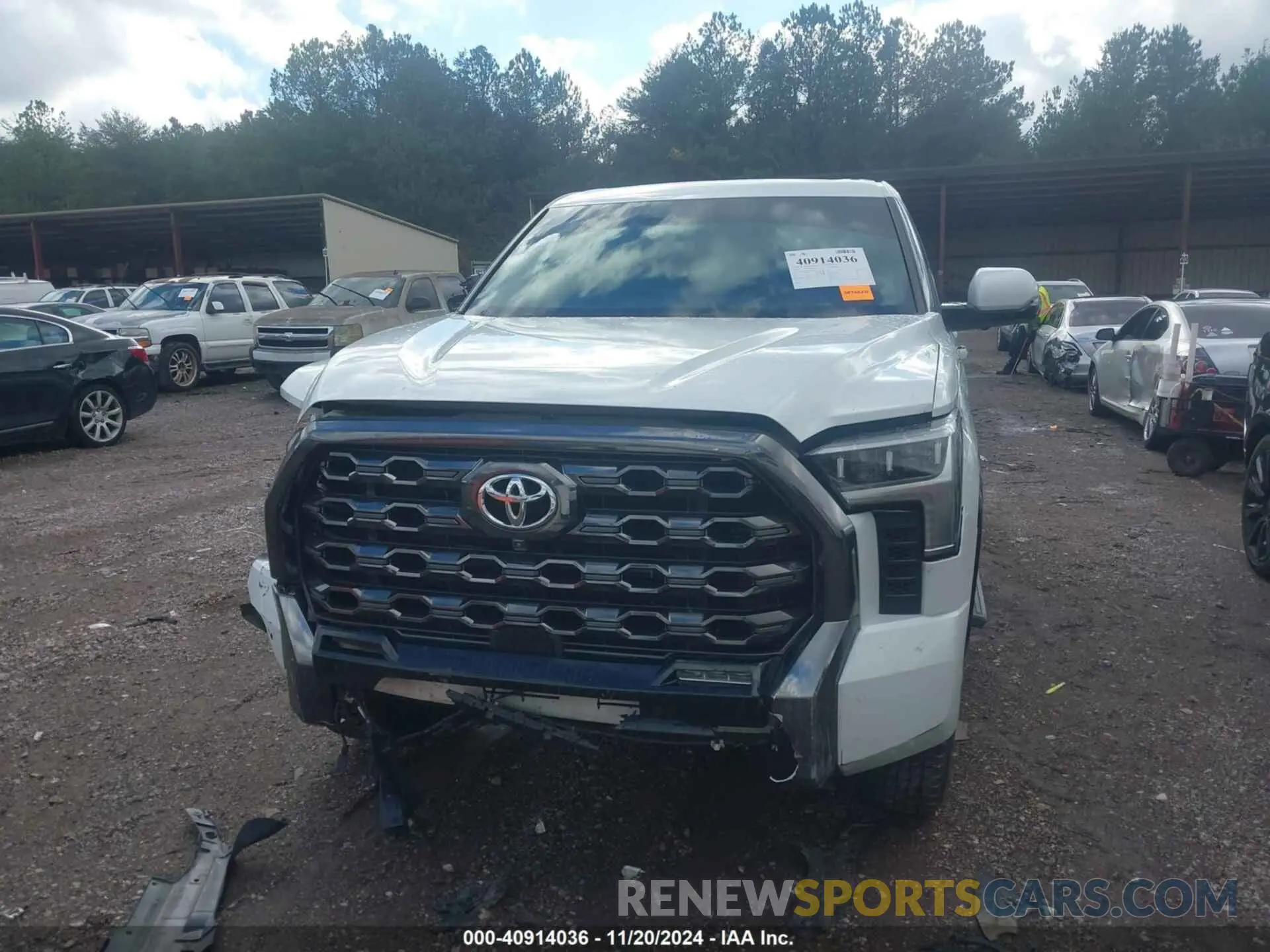 12 Фотография поврежденного автомобиля 5TFNA5DB5NX012624 TOYOTA TUNDRA 2022