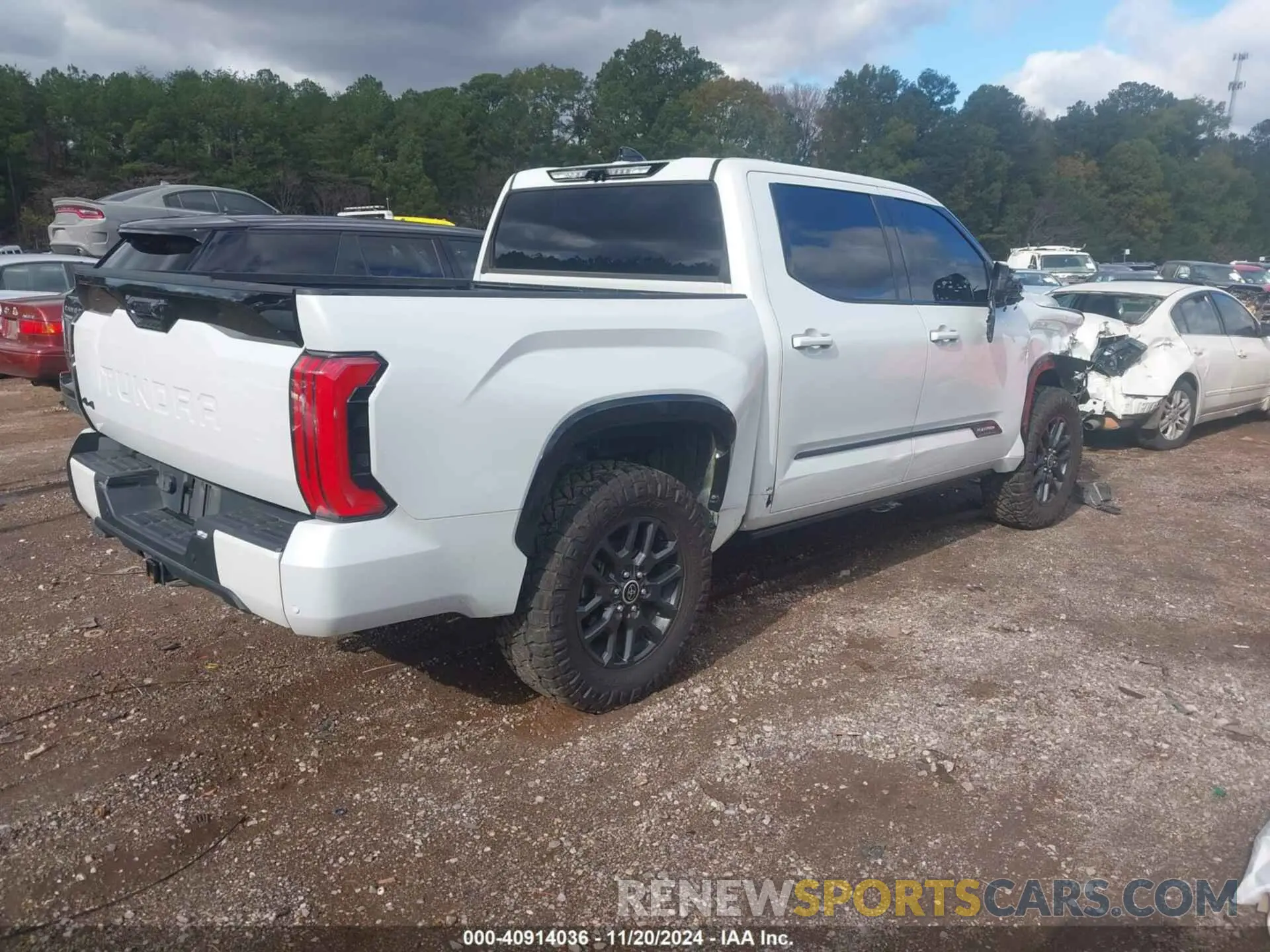 4 Фотография поврежденного автомобиля 5TFNA5DB5NX012624 TOYOTA TUNDRA 2022