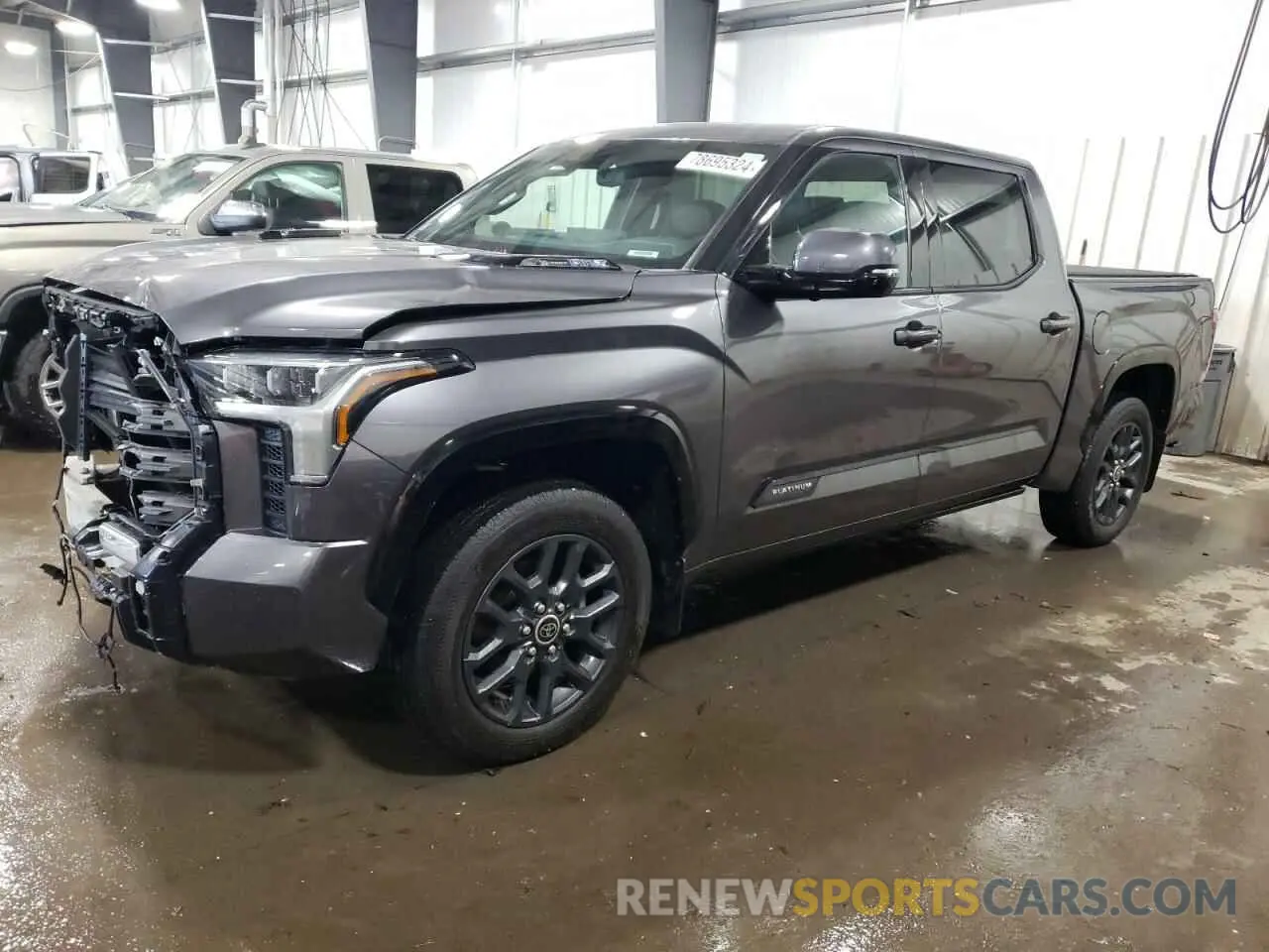 1 Photograph of a damaged car 5TFNC5DBXNX012001 TOYOTA TUNDRA 2022