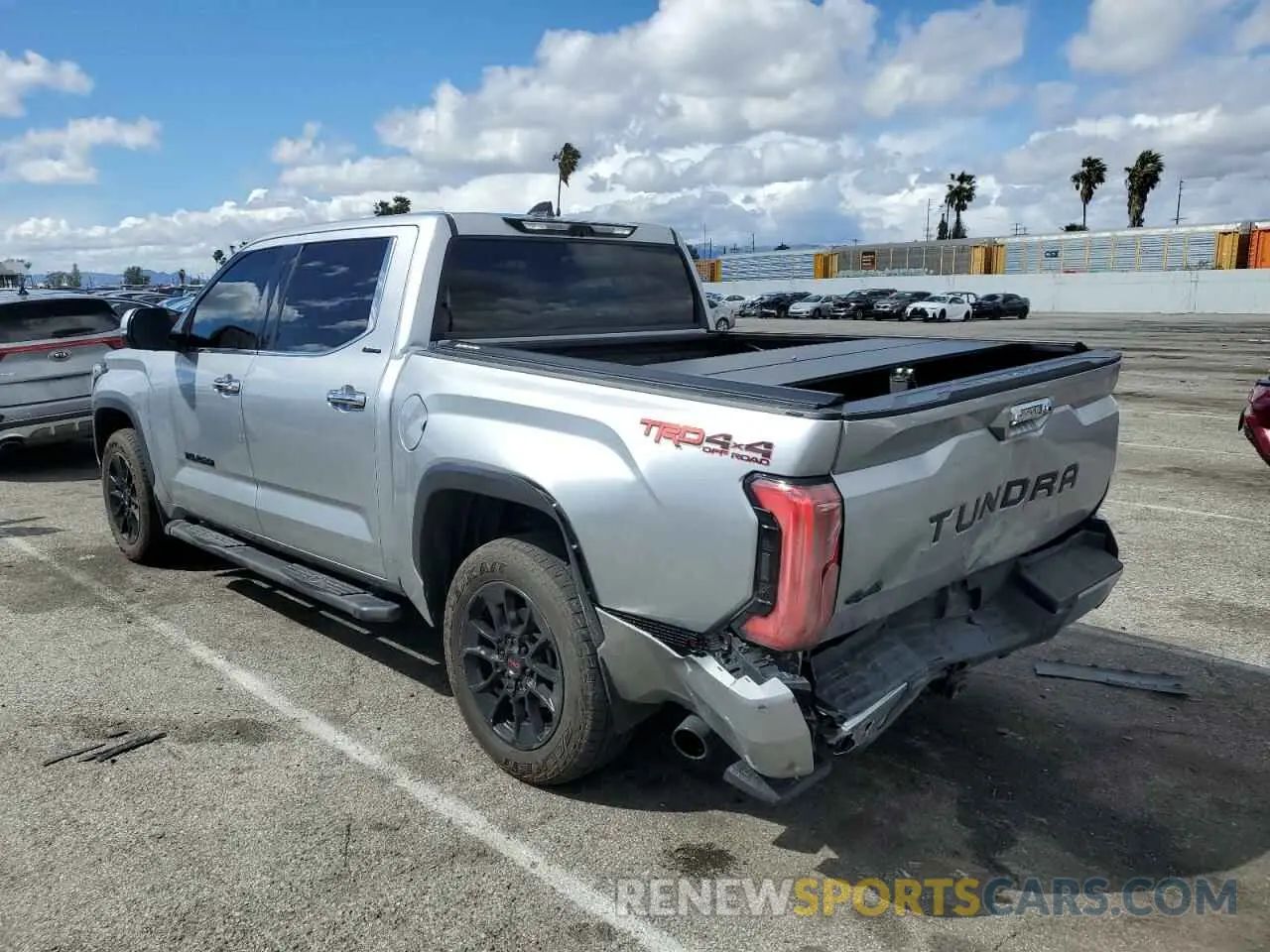 2 Фотография поврежденного автомобиля 5TFJA5DB4PX120864 TOYOTA TUNDRA 2023