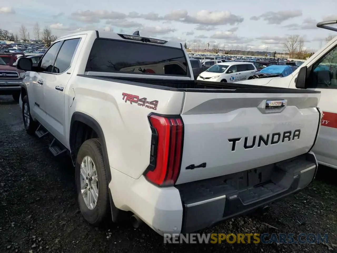 2 Фотография поврежденного автомобиля 5TFJA5DB6PX070078 TOYOTA TUNDRA 2023