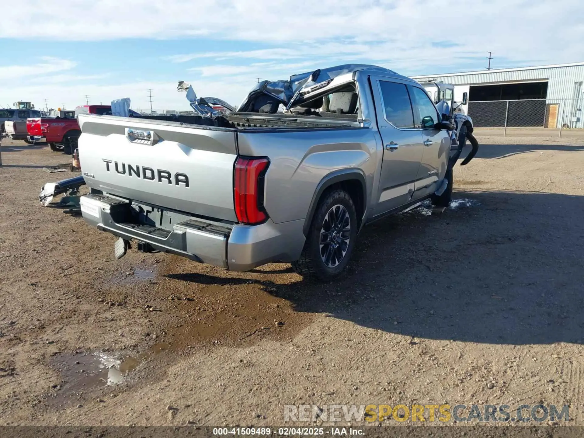 4 Фотография поврежденного автомобиля 5TFJA5DB7PX084183 TOYOTA TUNDRA 2023