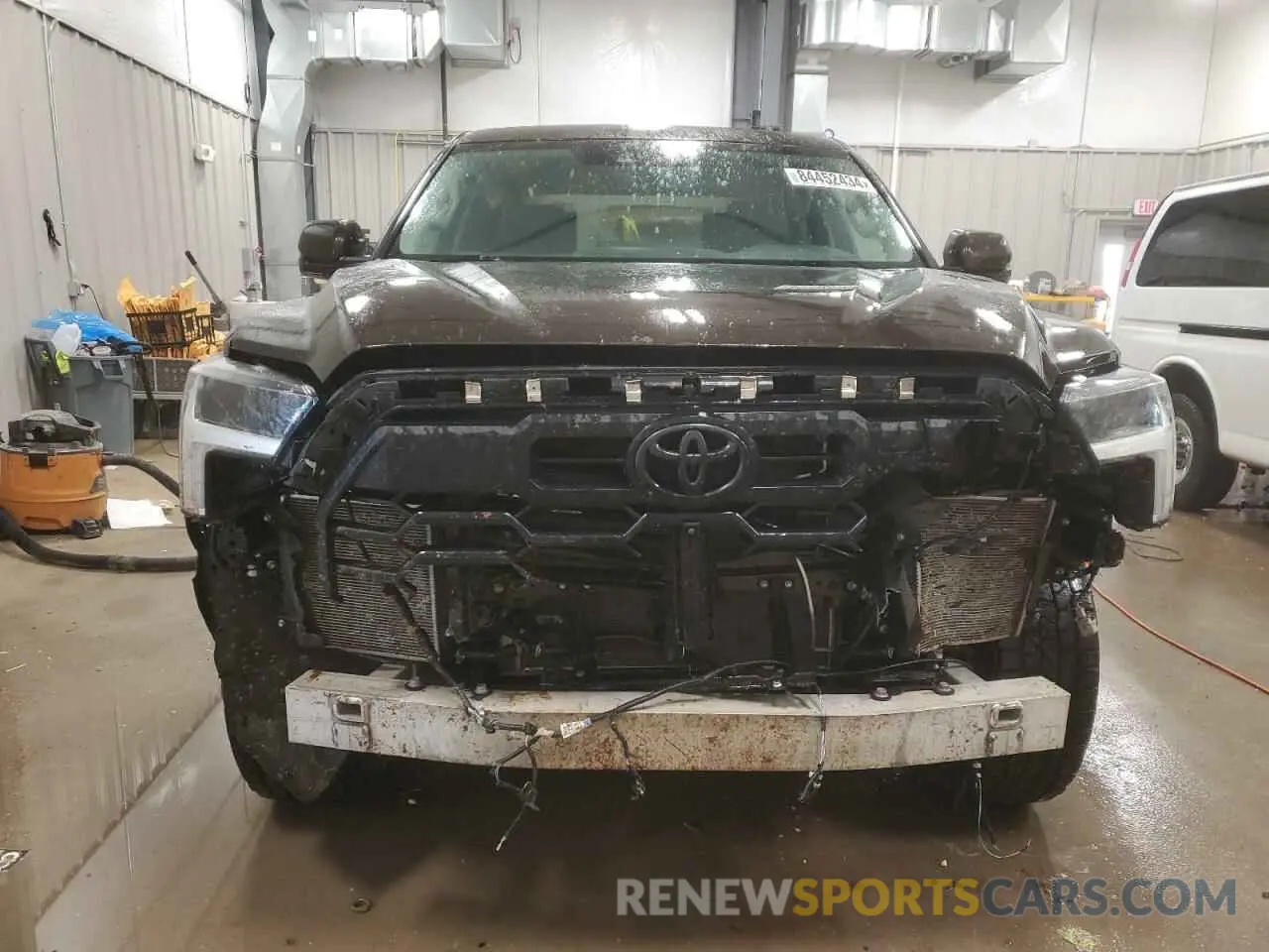 5 Фотография поврежденного автомобиля 5TFJA5ECXPX014586 TOYOTA TUNDRA 2023