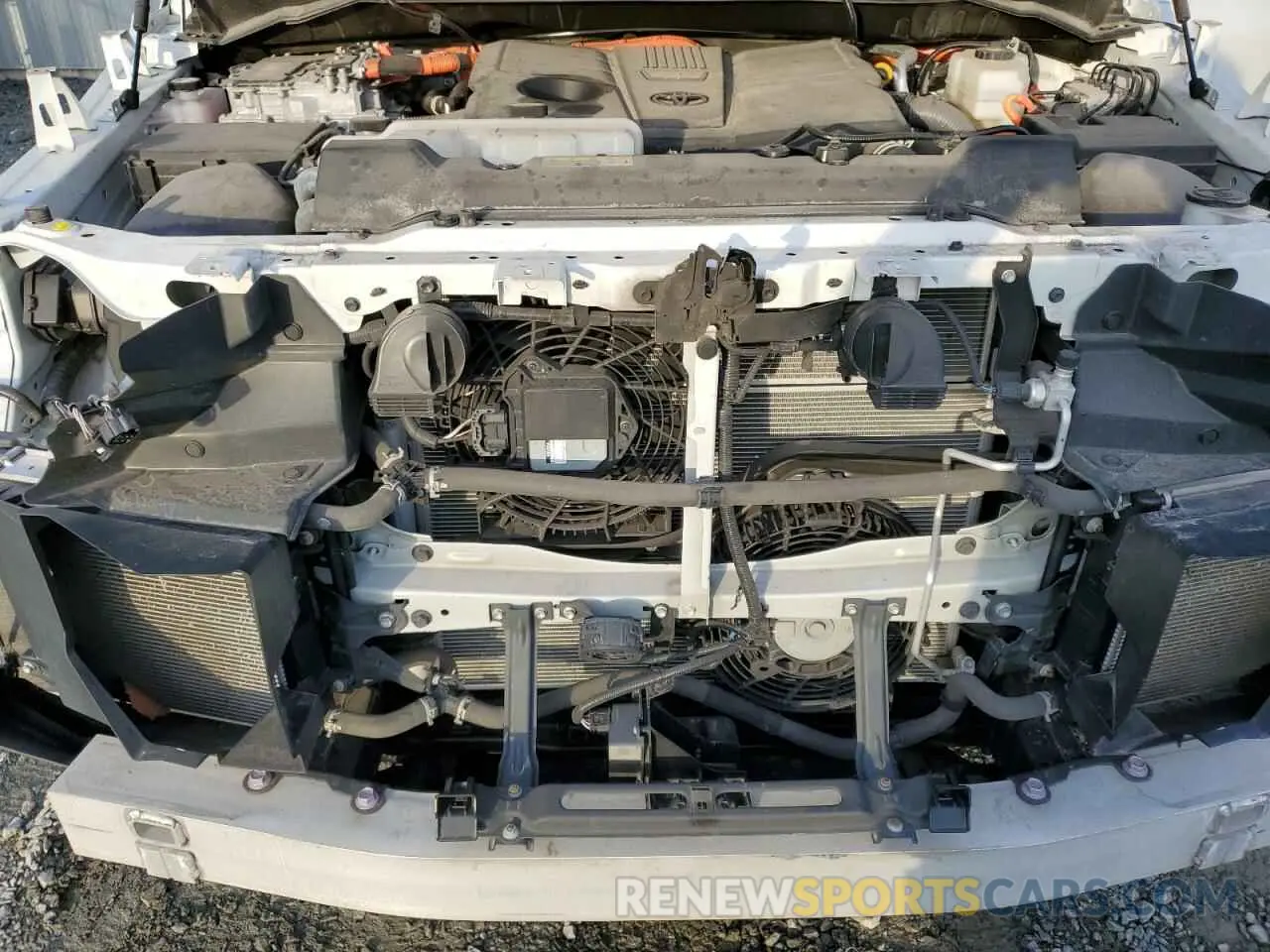11 Photograph of a damaged car 5TFJC5DB5PX016541 TOYOTA TUNDRA 2023