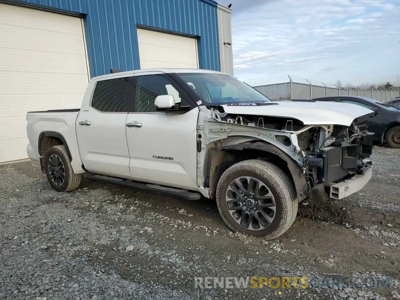 4 Photograph of a damaged car 5TFJC5DB5PX016541 TOYOTA TUNDRA 2023