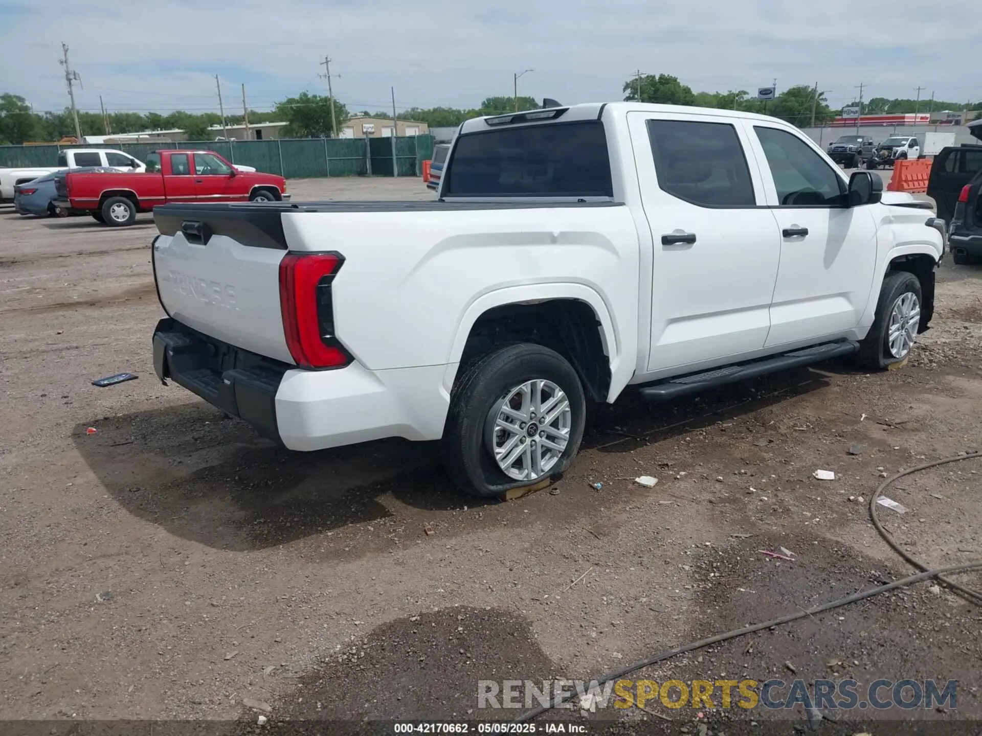 4 Photograph of a damaged car 5TFKB5AB1PX022946 TOYOTA TUNDRA 2023