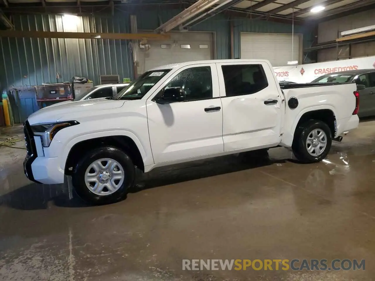 1 Фотография поврежденного автомобиля 5TFKB5AB5PX022836 TOYOTA TUNDRA 2023