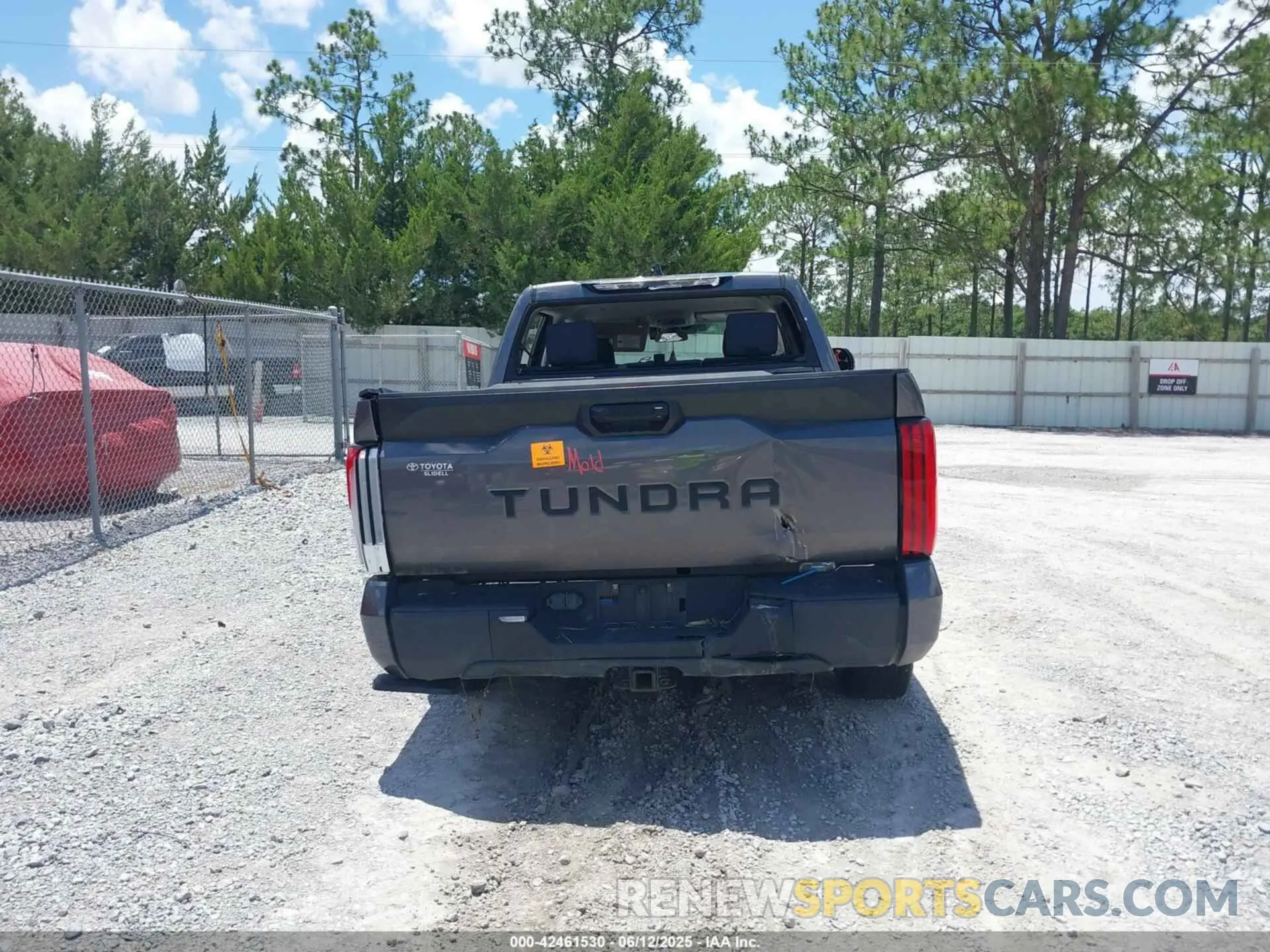 16 Photograph of a damaged car 5TFLA5AB4PX023533 TOYOTA TUNDRA 2023
