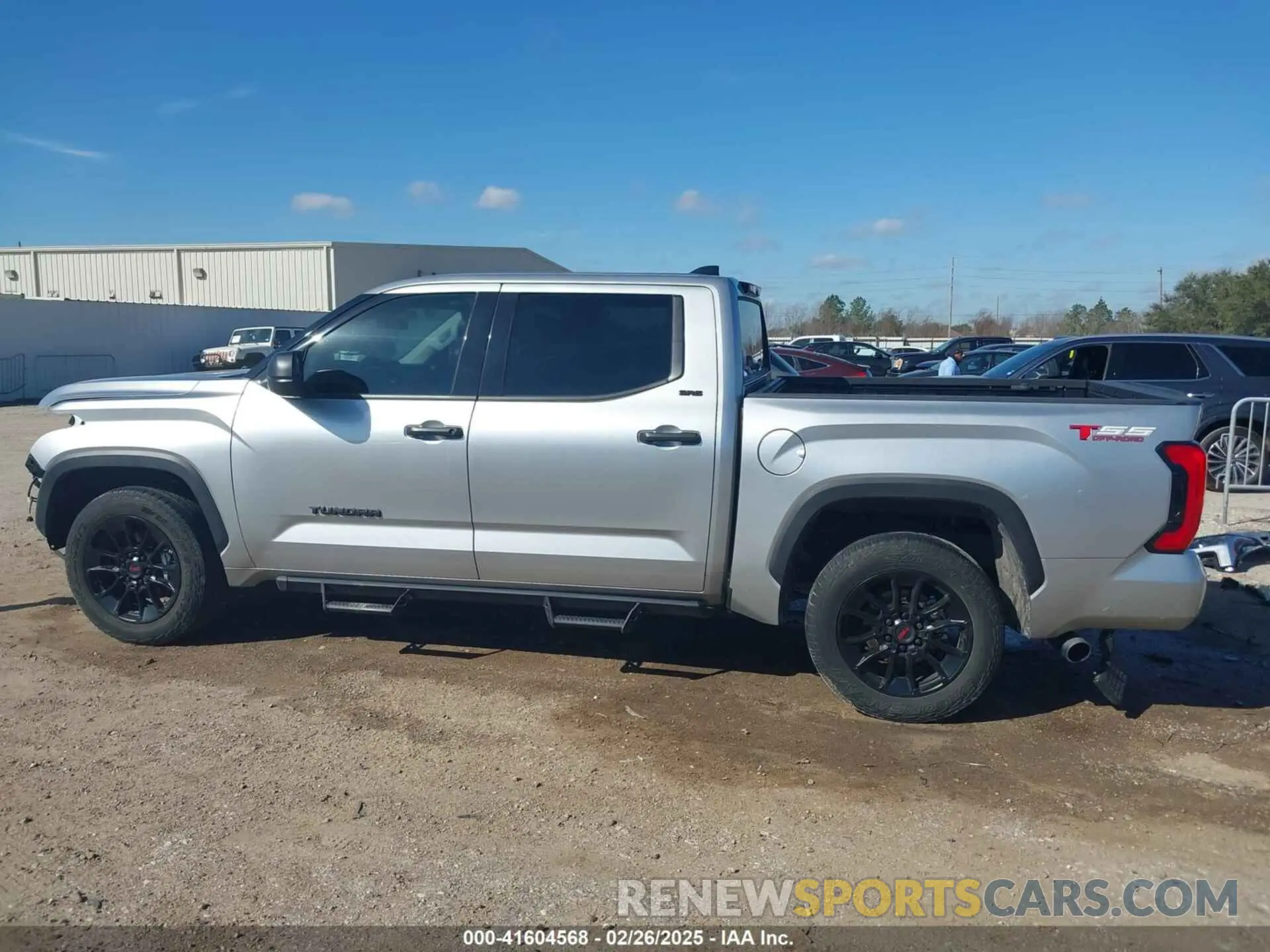 15 Фотография поврежденного автомобиля 5TFLA5AB5PX027381 TOYOTA TUNDRA 2023