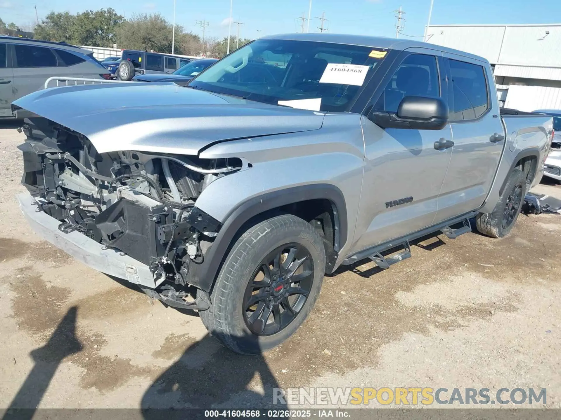 2 Фотография поврежденного автомобиля 5TFLA5AB5PX027381 TOYOTA TUNDRA 2023
