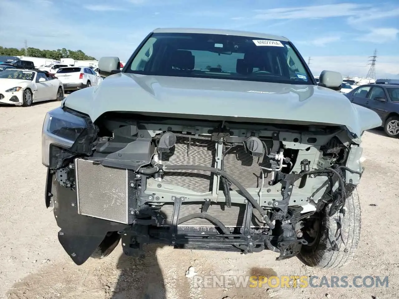 5 Photograph of a damaged car 5TFLA5AB6PX024909 TOYOTA TUNDRA 2023