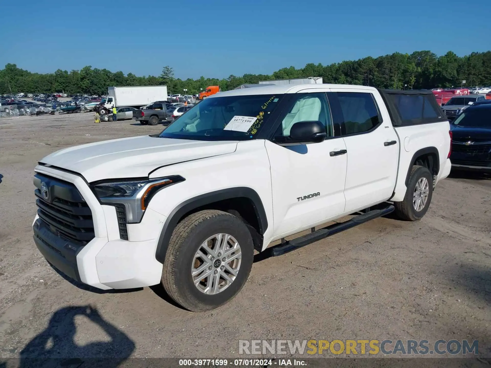 2 Фотография поврежденного автомобиля 5TFLA5AB9PX029246 TOYOTA TUNDRA 2023