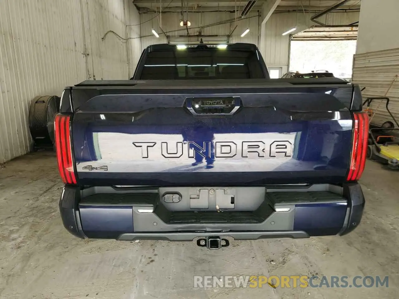 6 Photograph of a damaged car 5TFLA5DA1PX069615 TOYOTA TUNDRA 2023