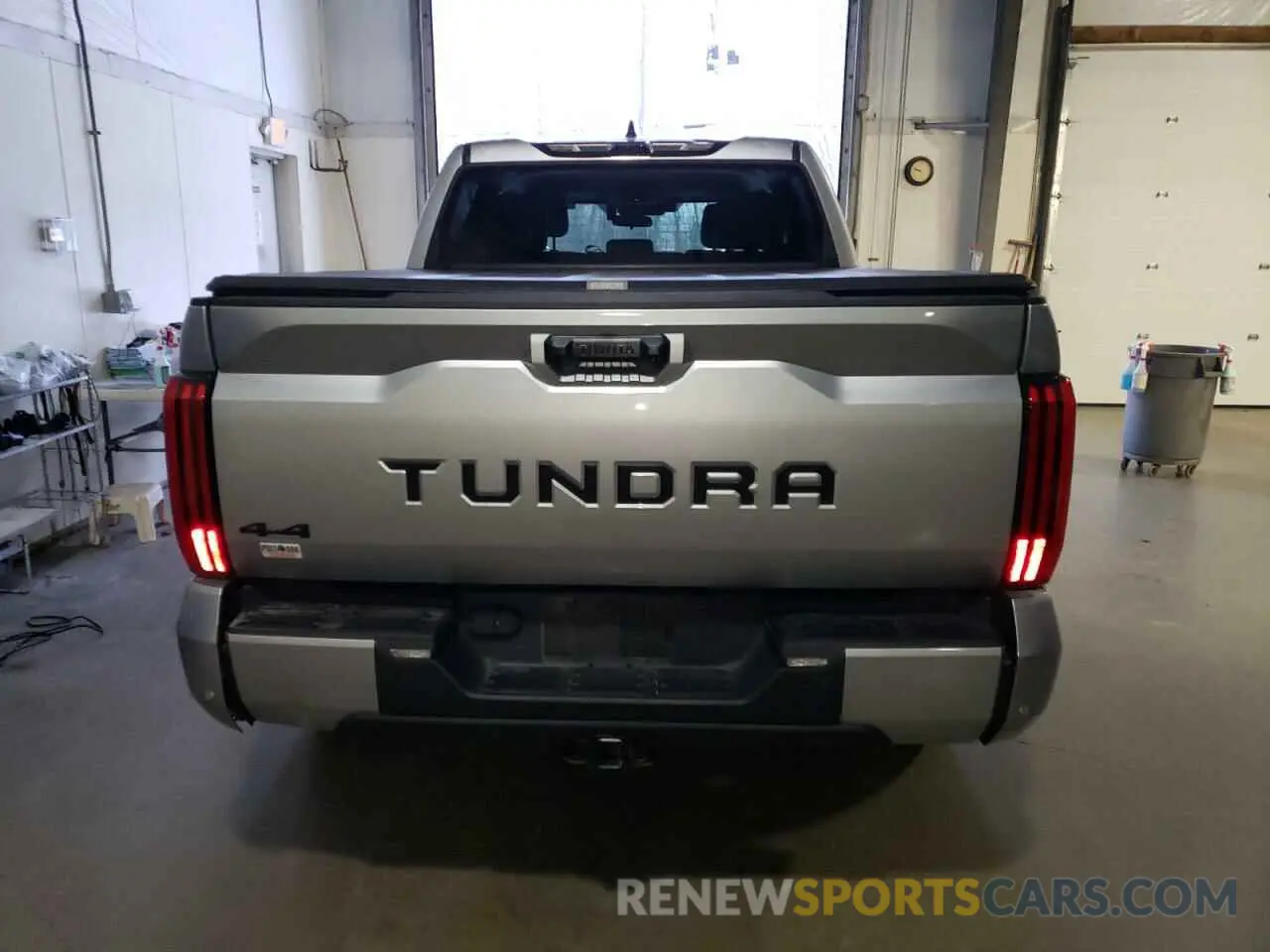 6 Фотография поврежденного автомобиля 5TFLA5DB2PX057563 TOYOTA TUNDRA 2023