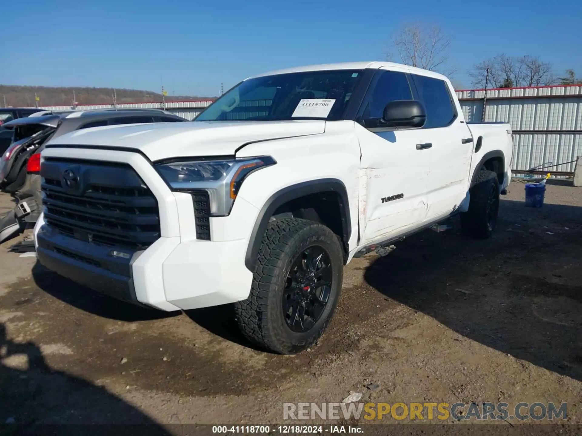 2 Фотография поврежденного автомобиля 5TFLA5DB2PX074685 TOYOTA TUNDRA 2023