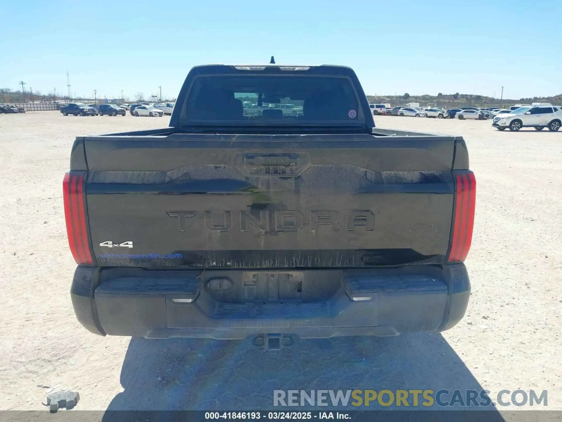 16 Photograph of a damaged car 5TFLA5DB3PX087591 TOYOTA TUNDRA 2023