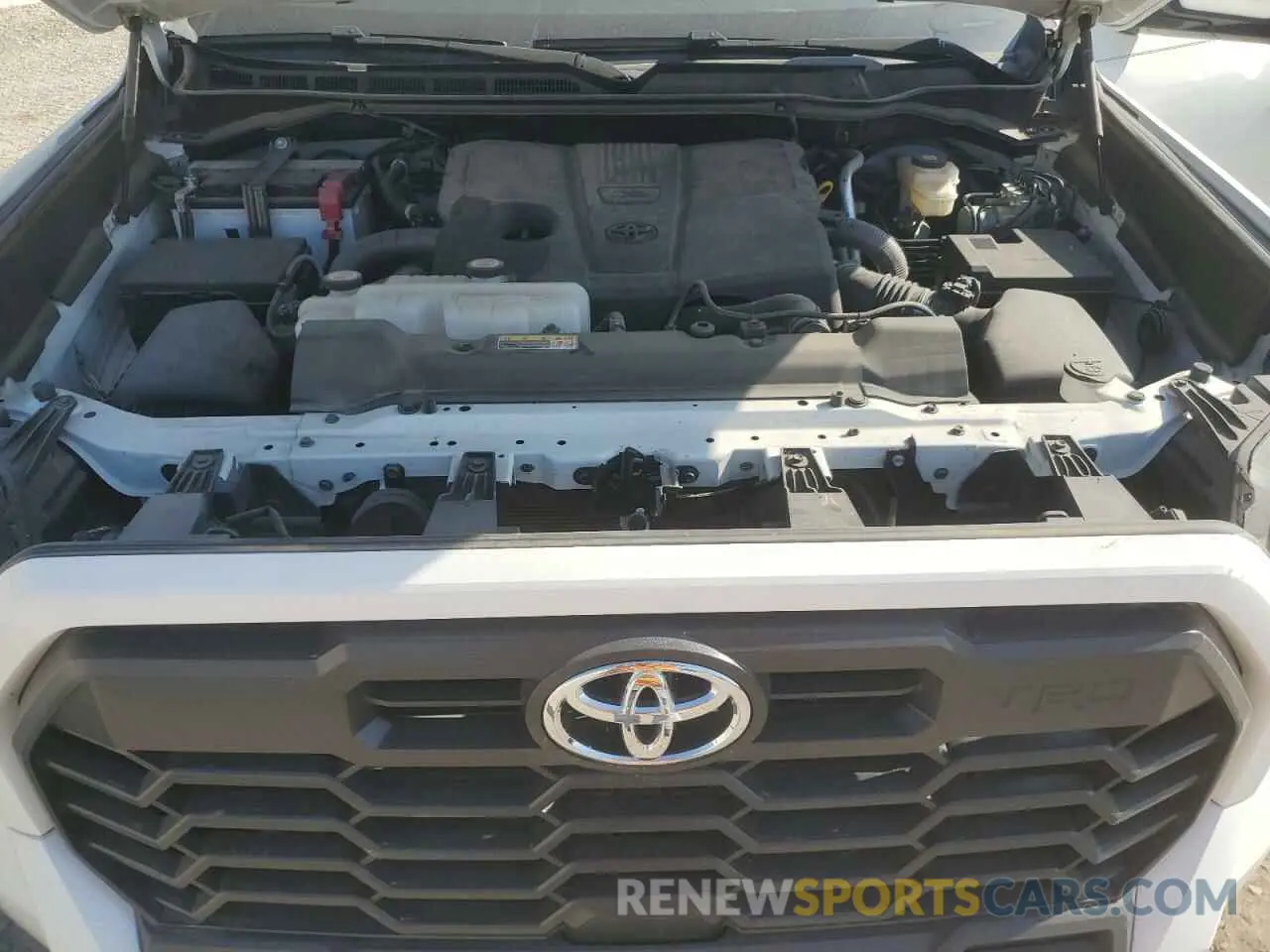 11 Photograph of a damaged car 5TFLA5DB4PX079838 TOYOTA TUNDRA 2023