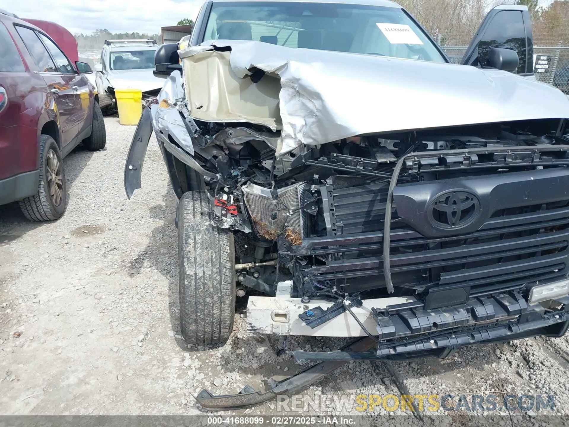 6 Photograph of a damaged car 5TFLA5DB5PX075457 TOYOTA TUNDRA 2023