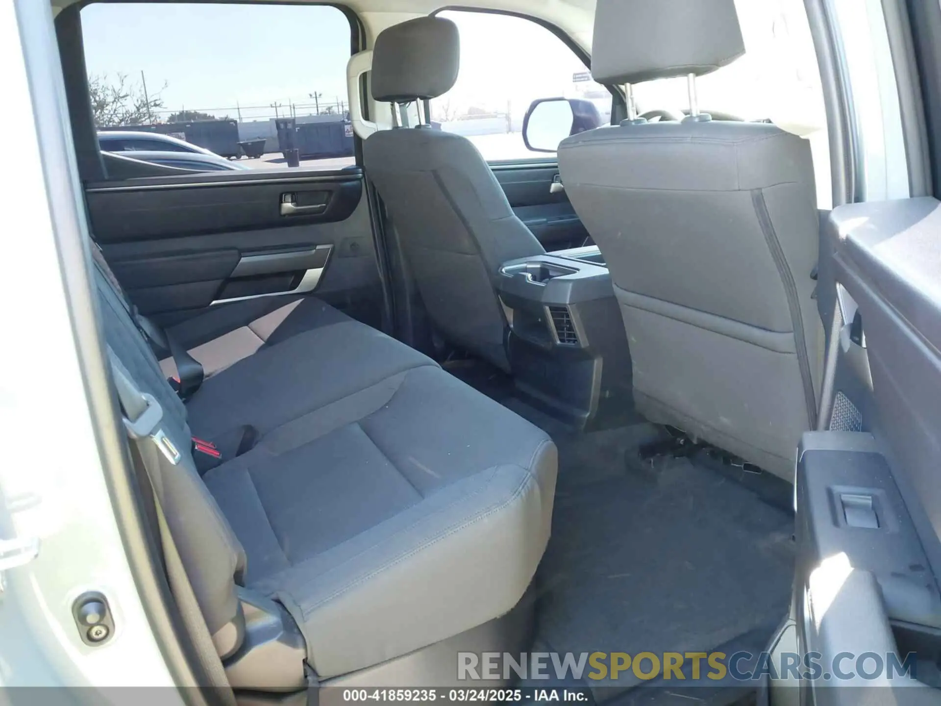 8 Фотография поврежденного автомобиля 5TFLA5DB7PX127381 TOYOTA TUNDRA 2023