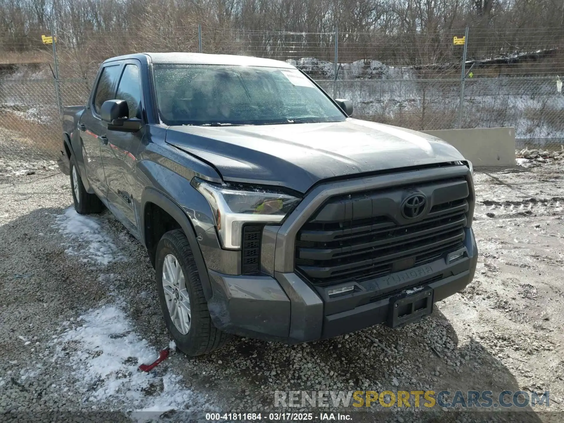 1 Photograph of a damaged car 5TFLA5DB8PX084170 TOYOTA TUNDRA 2023