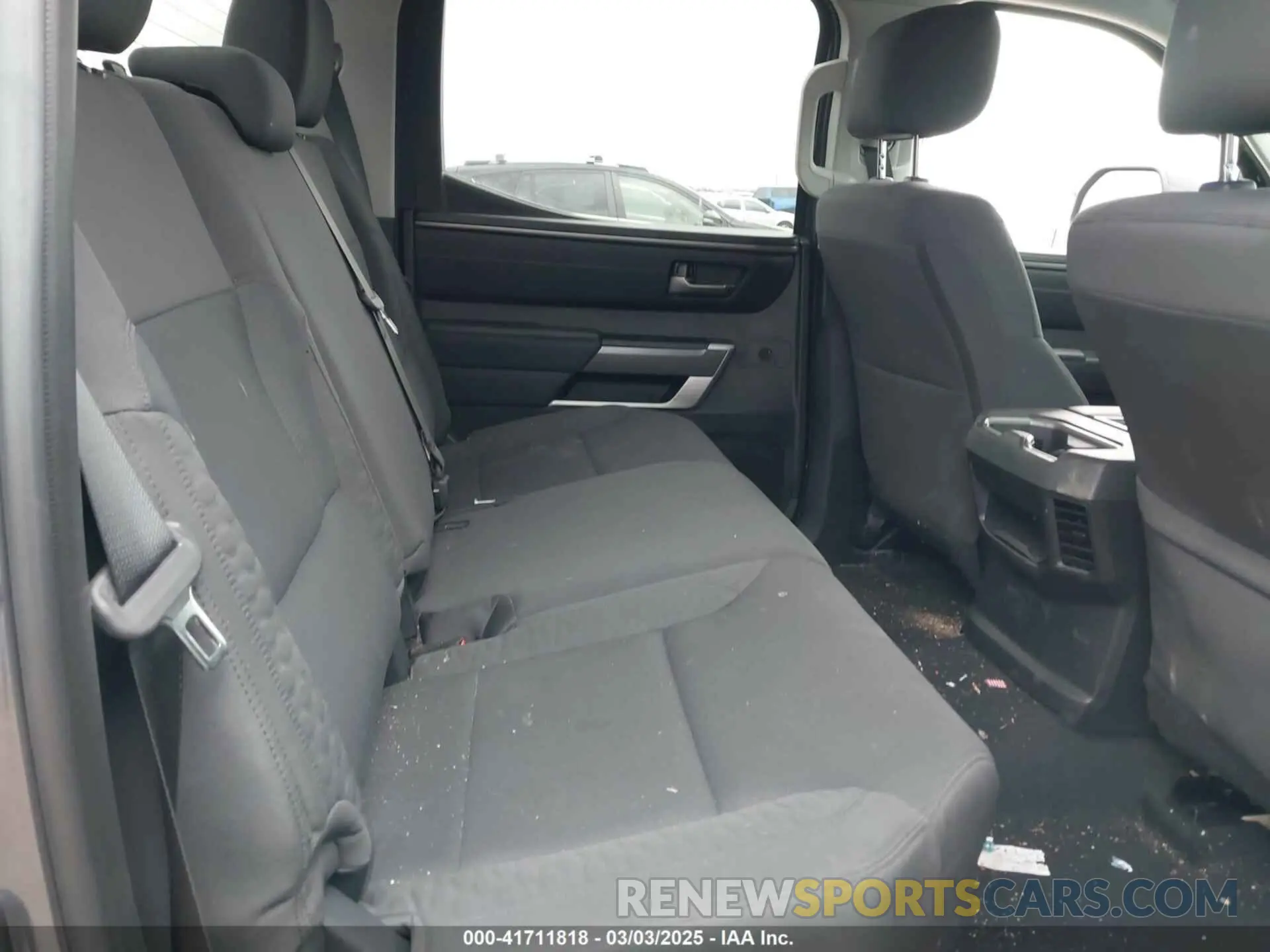 8 Photograph of a damaged car 5TFLA5DB9PX080225 TOYOTA TUNDRA 2023