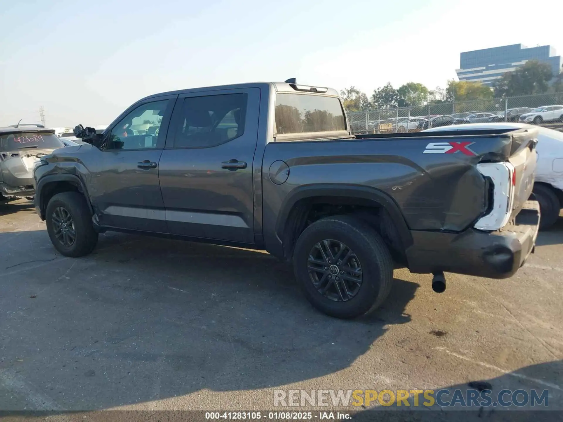 14 Photograph of a damaged car 5TFLA5DBXPX066561 TOYOTA TUNDRA 2023