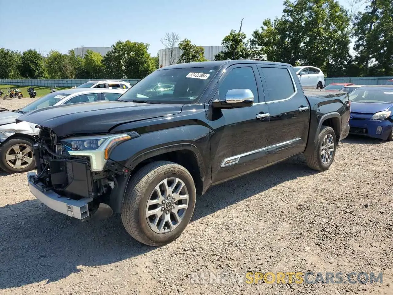 1 Photograph of a damaged car 5TFMA5AB3PX020658 TOYOTA TUNDRA 2023