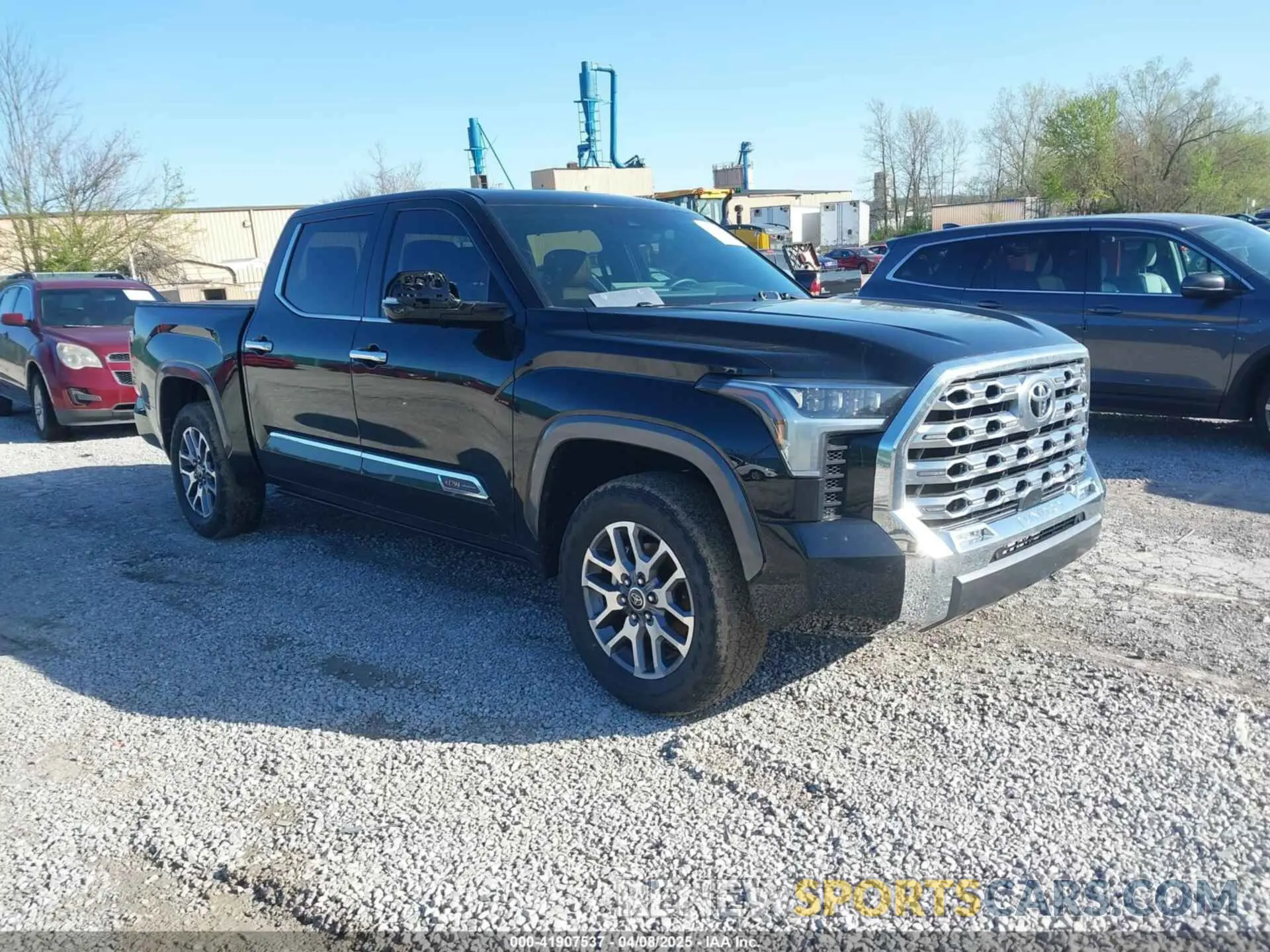 1 Фотография поврежденного автомобиля 5TFMA5DB6PX112438 TOYOTA TUNDRA 2023