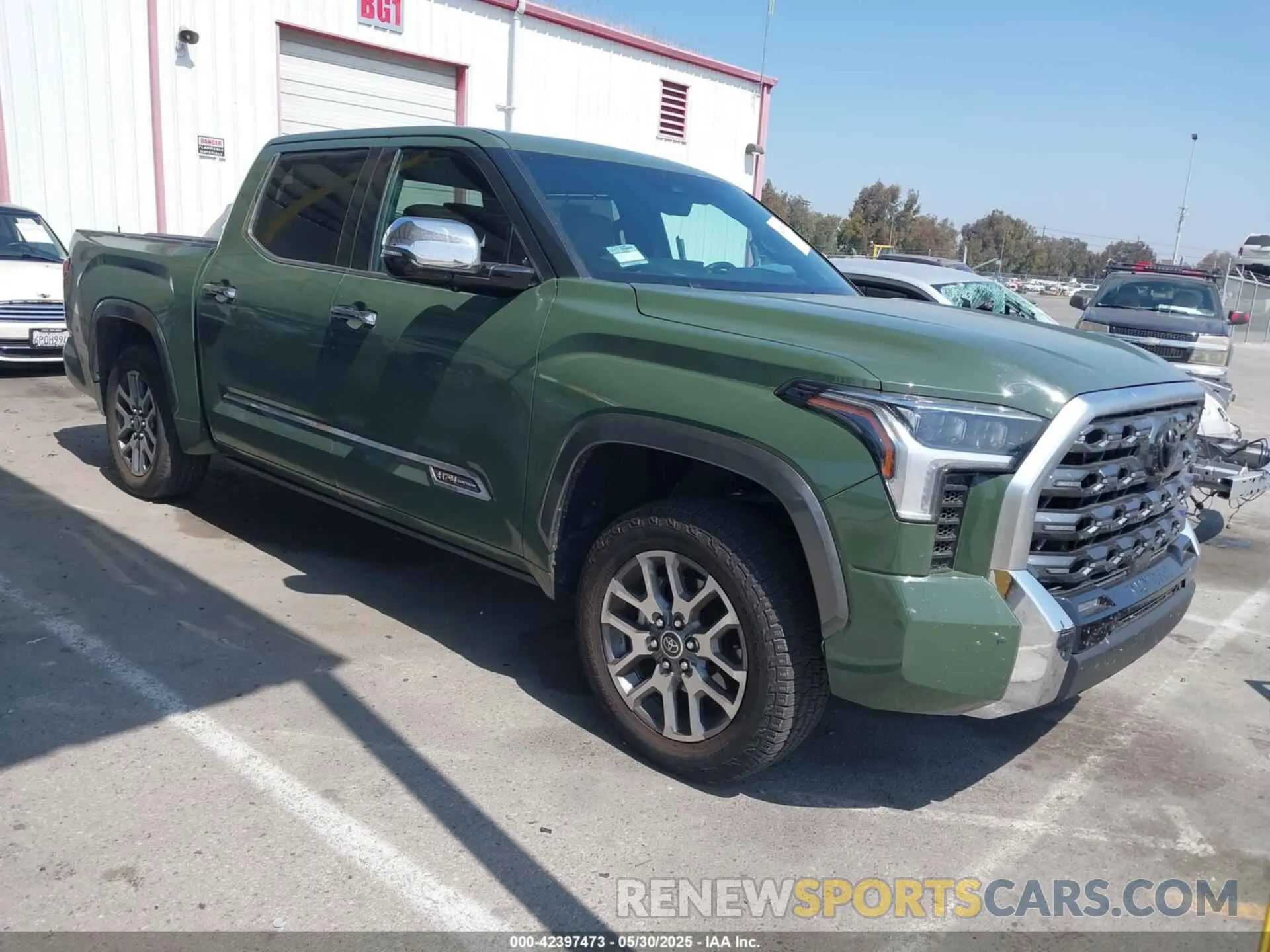 1 Фотография поврежденного автомобиля 5TFMA5DB7PX113095 TOYOTA TUNDRA 2023