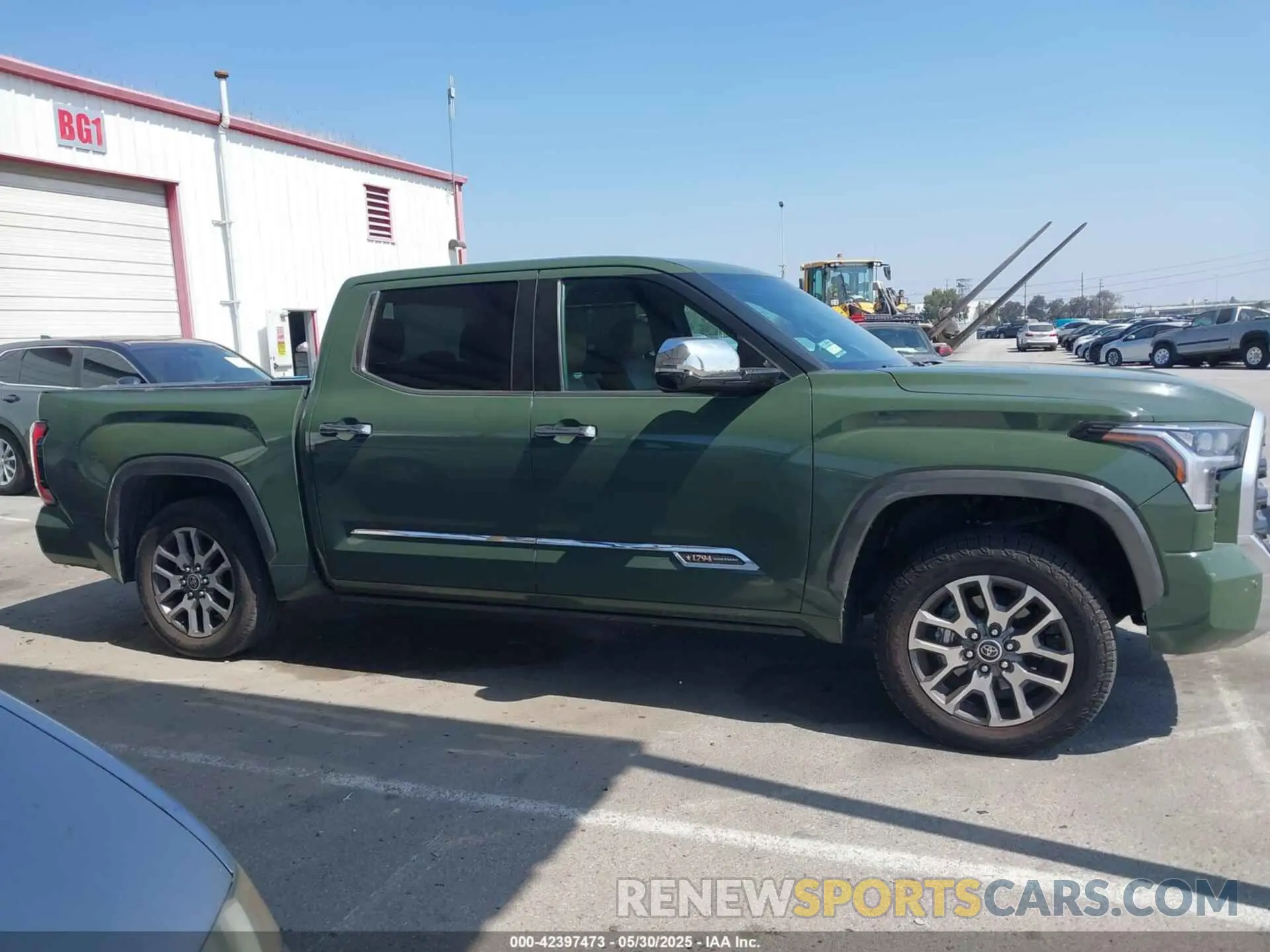 13 Фотография поврежденного автомобиля 5TFMA5DB7PX113095 TOYOTA TUNDRA 2023