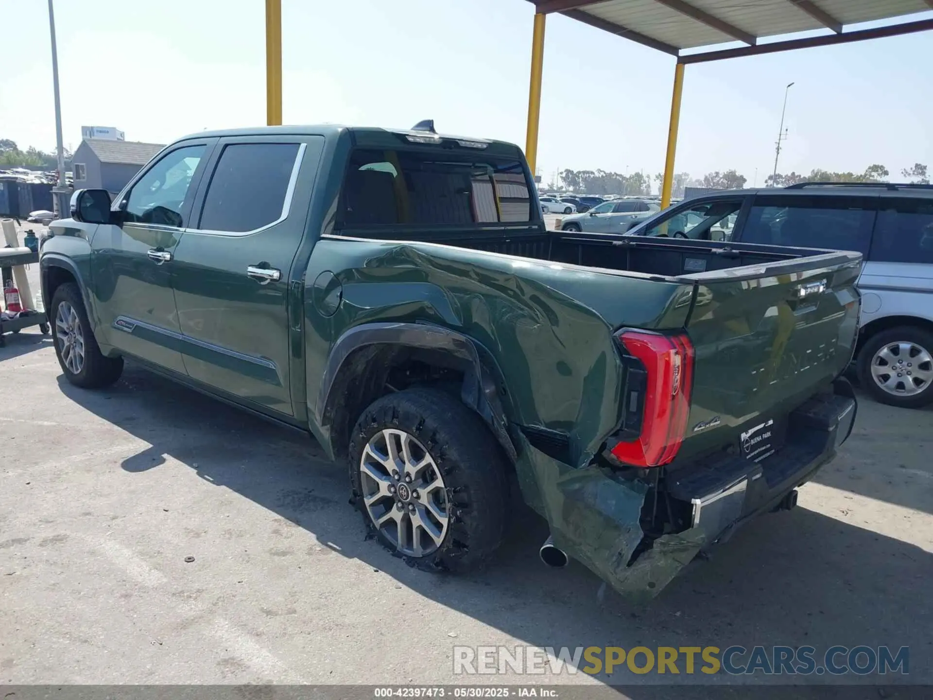 3 Фотография поврежденного автомобиля 5TFMA5DB7PX113095 TOYOTA TUNDRA 2023